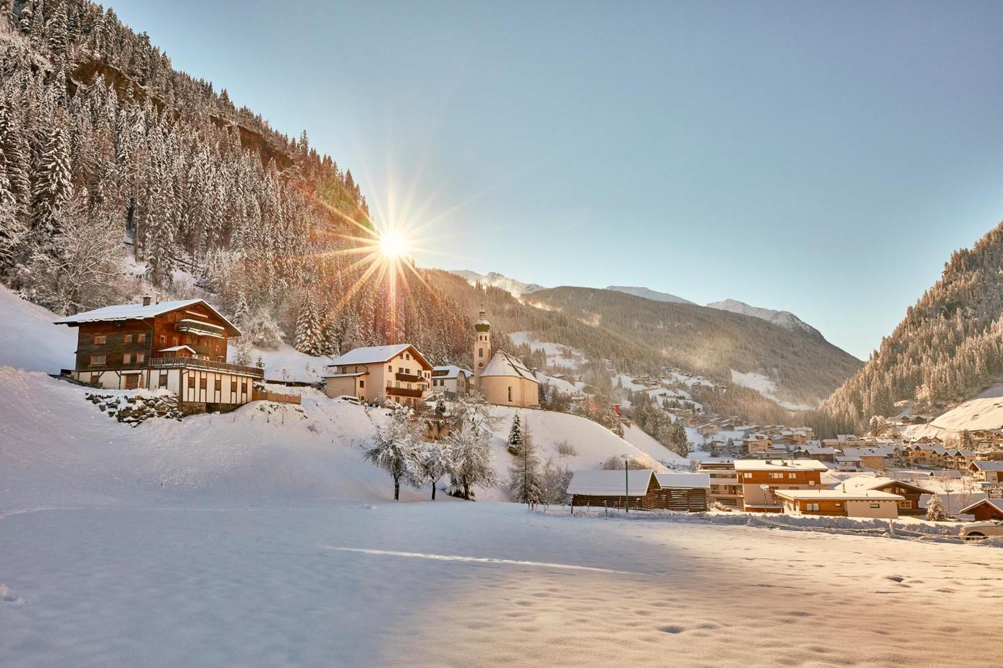 Hotel Alpenkoenigin - Sommer Silvretta Premium Card Inklusive See Exterior foto